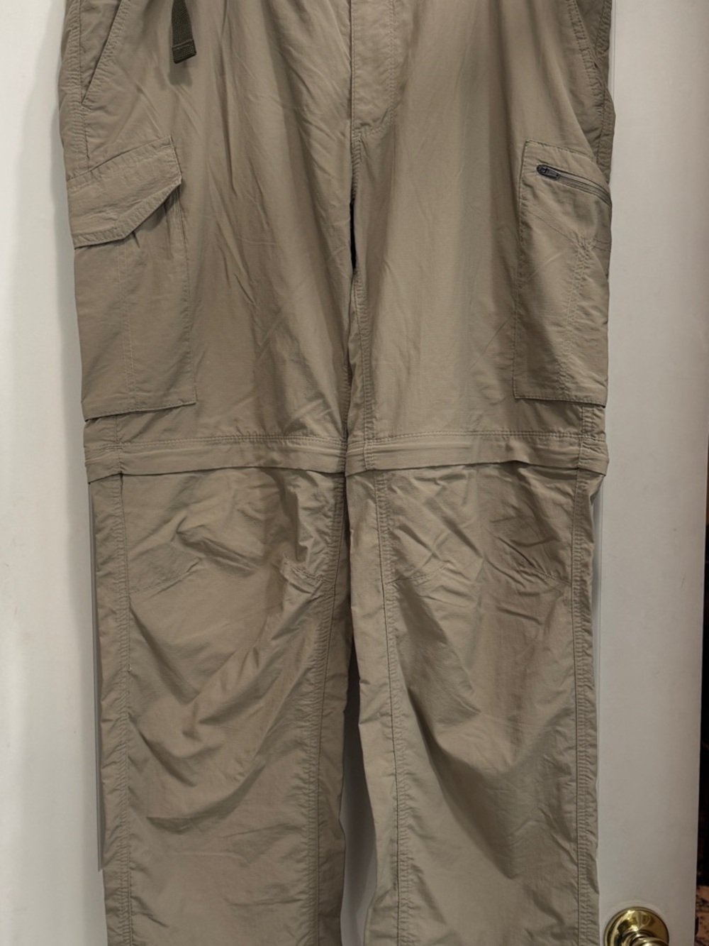 Columbia Men's Cargo Convertible Pants in Khaki 40x32;